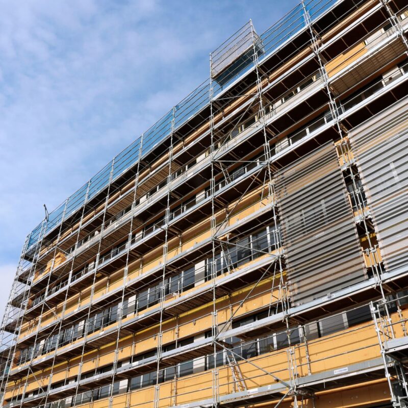 Pourquoi faire appel &agrave; un professionnel pour mon ravalement de fa&ccedil;ade ? Saint-Max