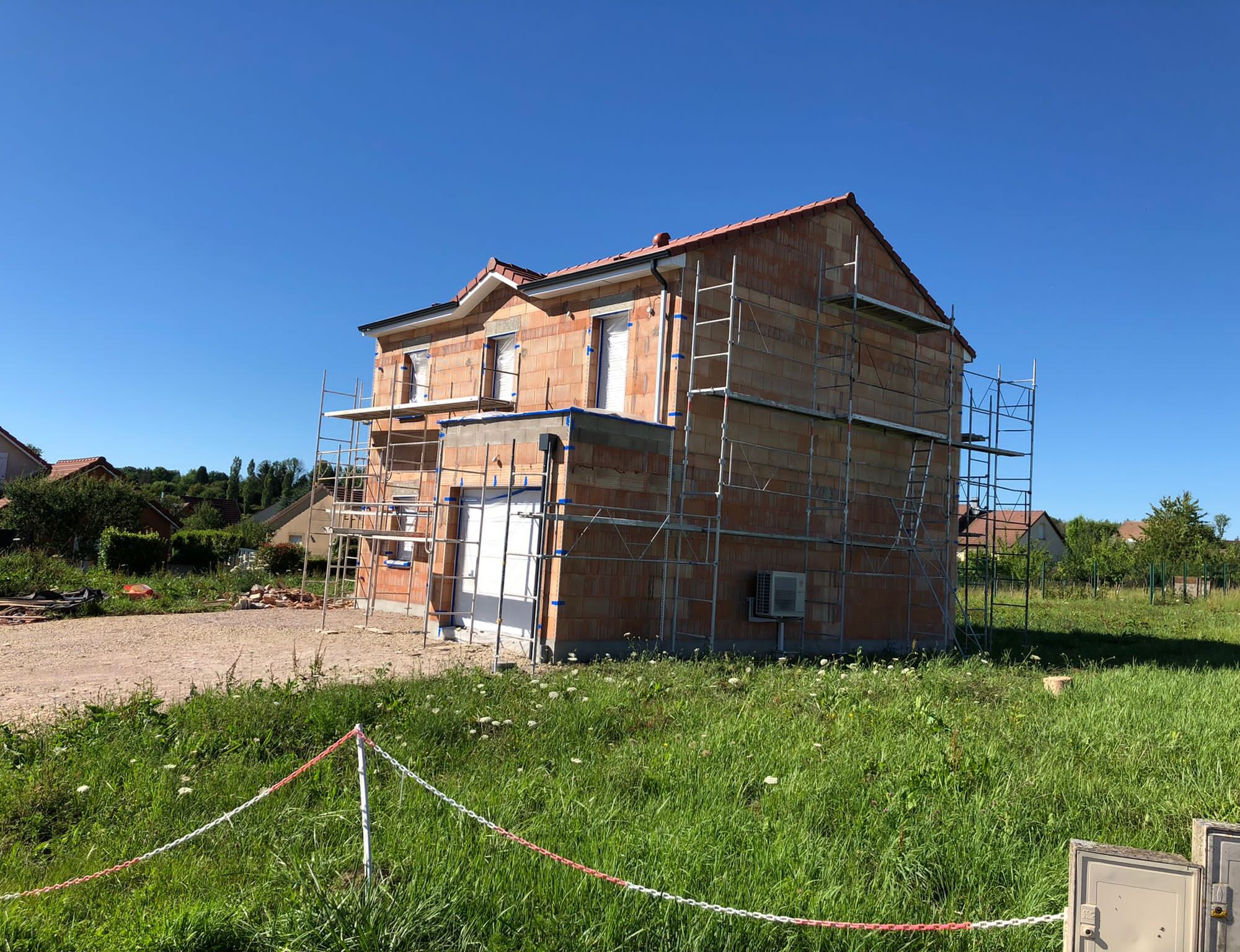 Ravalement de fa&ccedil;ade et pose de cr&eacute;pis et peinture sur le secteur de Lun&eacute;ville et Dombasle-sur-Meurthe Essey-l&egrave;s-Nancy